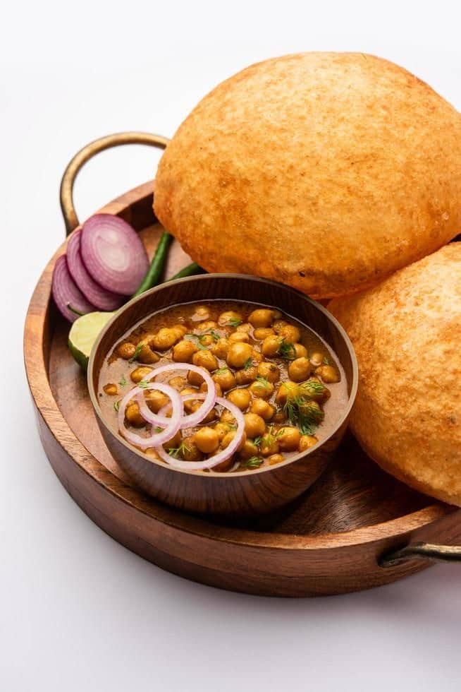 Best 10 Chole Bhature in Delhi: A Must-Try Guide.